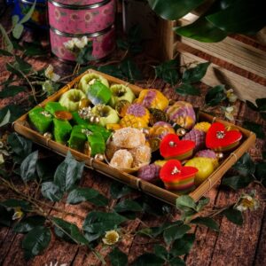 Exclusive Rattan Boat Platter Gift Set