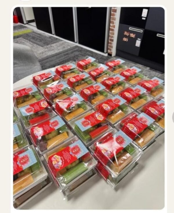 Specialty Mixed Kueh Box 4pcs - Image 3